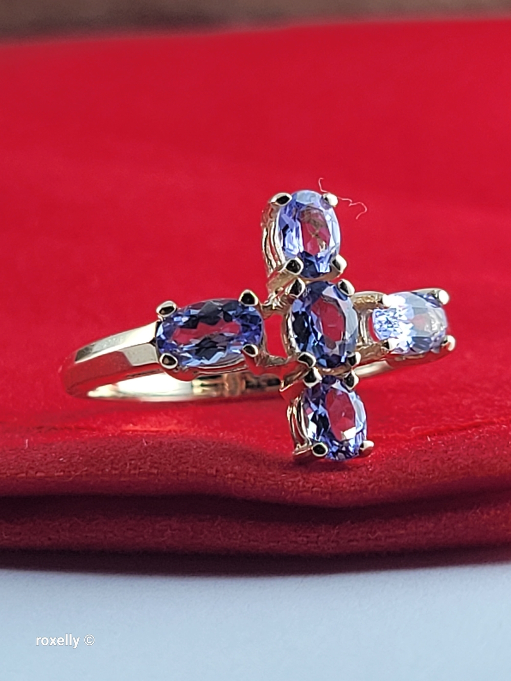 10K Yellow Gold Cross-Shaped Tanzanite Gemstone Ring Size 4.75 - Solid Gold!👌🎁